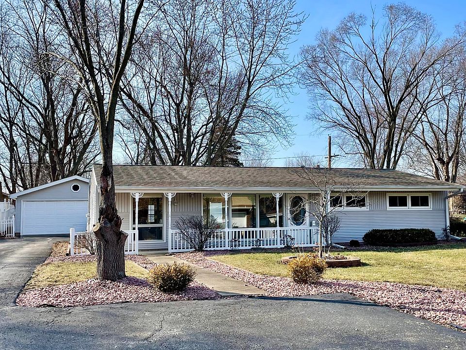 1st image of 1322 Theresa Ln