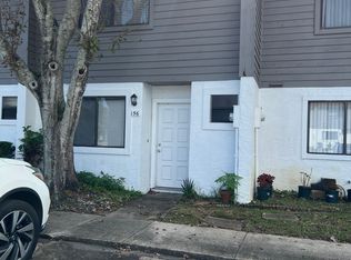 156 W Sandalwood Ct, Daytona Beach, FL 32119