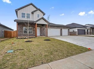 105 Magnolia Estates St, Crowley, TX 76036