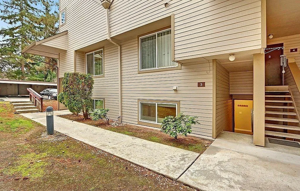 2 bed, 803 sqft, $2,249 — Photo 1
