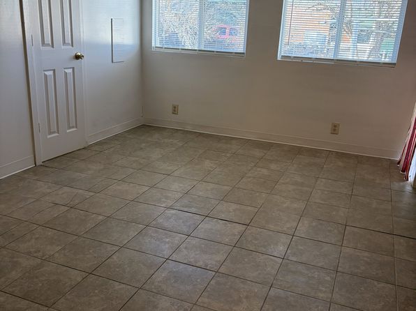 (undisclosed Address)