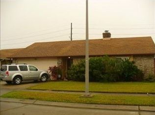 2448 W Sunny Meade Dr, Harvey, LA 70058
