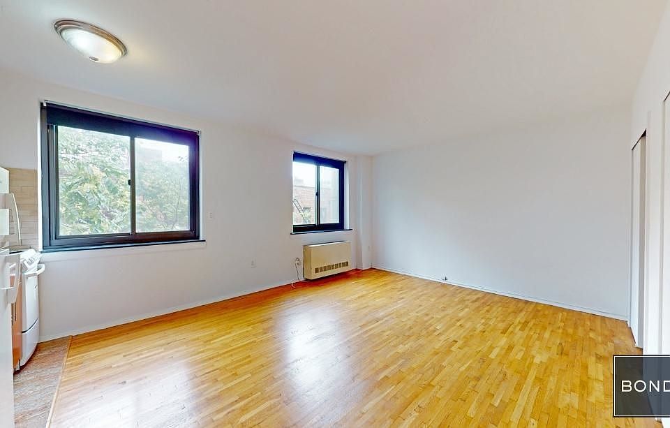 1st image of 207 E 27th St APT 4c