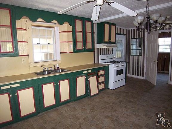 4th image of 8168 Big Cypress St