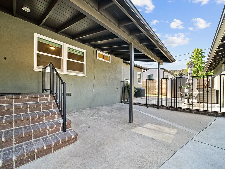 10257 McVine Ave — Photo 27