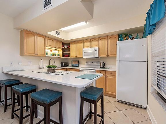 5th image of 1334 Delbrook Way N #3
