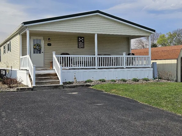 3093 Woodward Ave, Avis, PA 17721