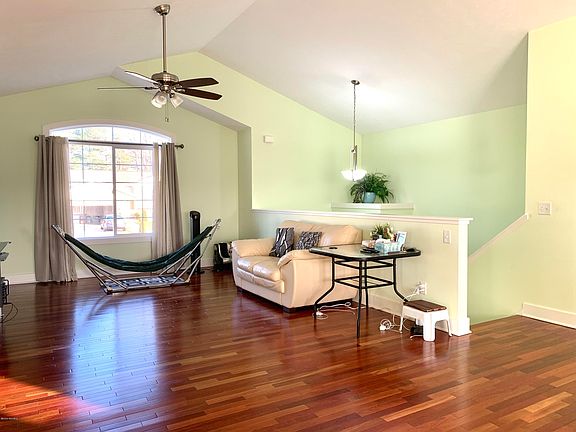 2nd image of 5855 Clear Pointe Dr SE