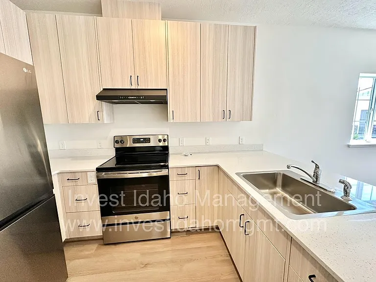 1214 Southside Blvd — Photo 9