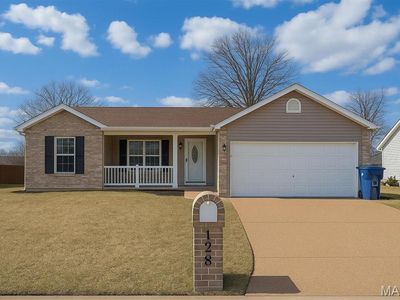245 Hunters Chase St, Winfield, MO, 63389