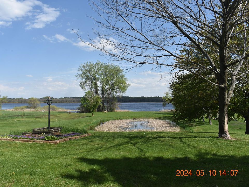 1st image of 6970 Lake Dr