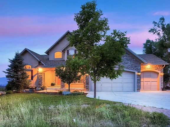 Stunning Flying Horse Home