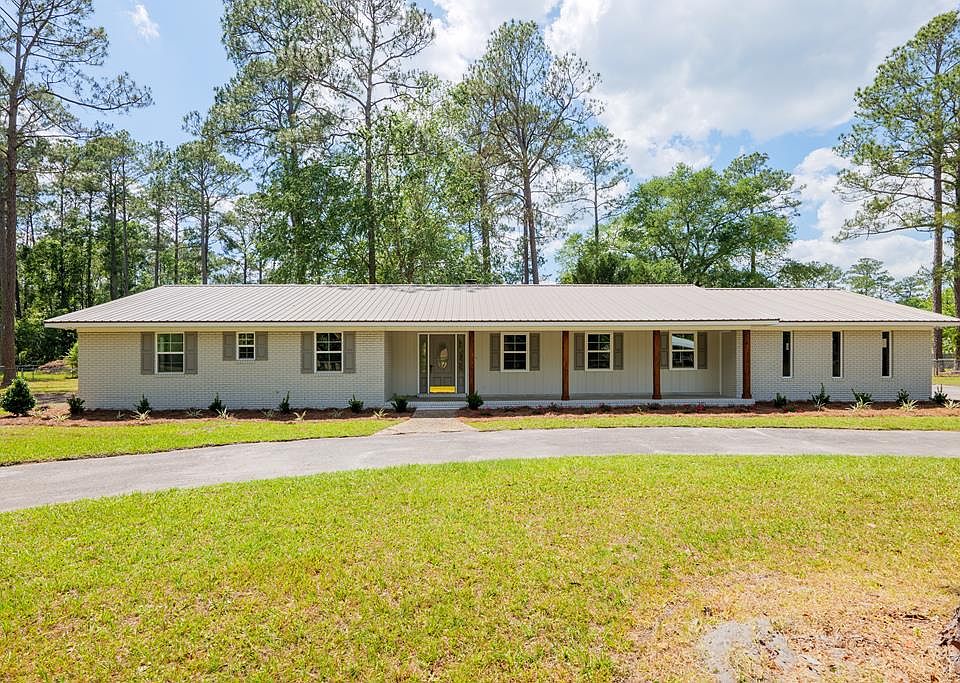 1st image of 3938 Glen Meade Dr