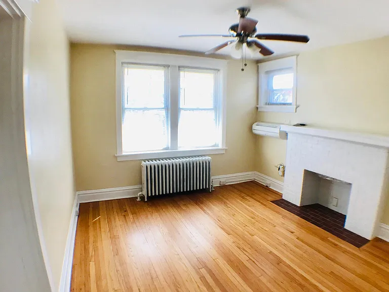5043 Tholozan Ave #A — Photo 10