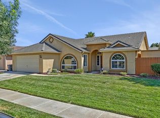 1463 Winchester Way, Los Banos, CA 93635