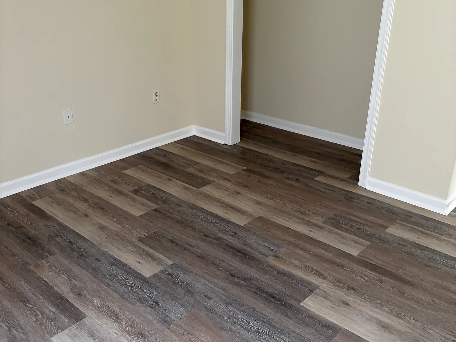 3 bed, 1800 sqft, $1,850 — Photo 4