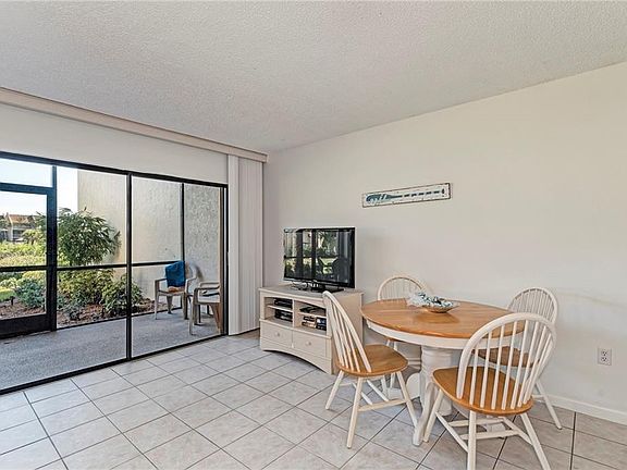 5th image of 1400 Cove Ii Pl APT 613