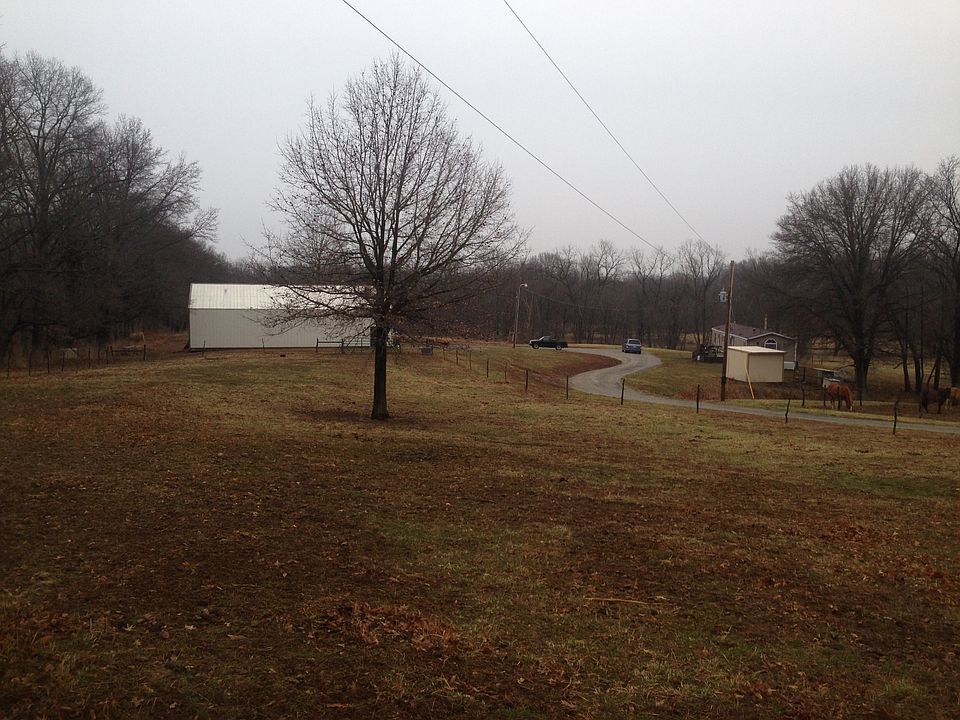 1st image of 11214 N 1000th St
