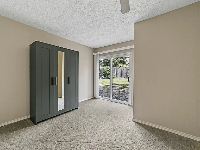 7209 Ellis Rd — Photo 3