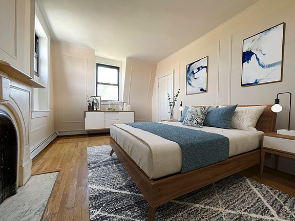 3rd image of 278 Saint James Pl APT 4