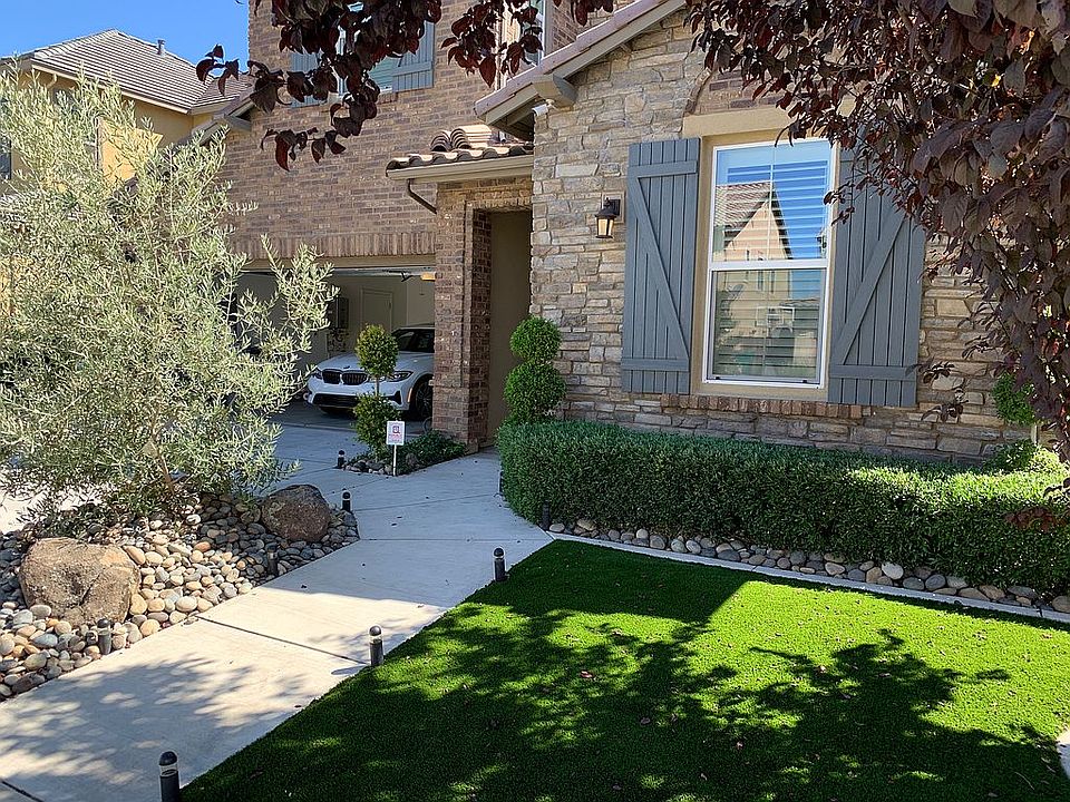 1st image of 2656 Buttercup Dr