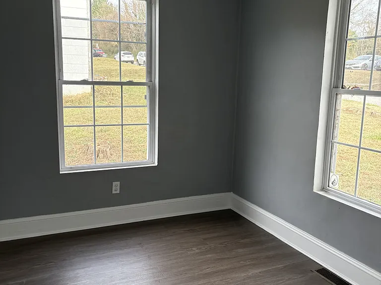 333 Red Ln — Photo 18