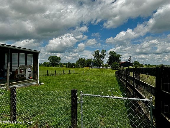 5th image of 5855 Moorefield Rd