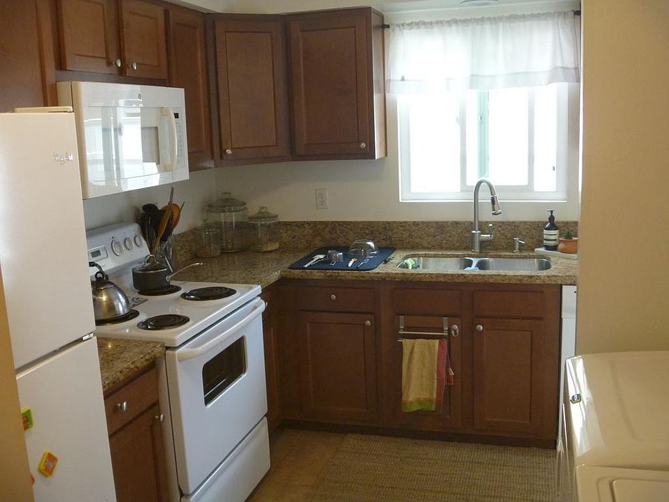 2nd image of 4225 Hilaria Way