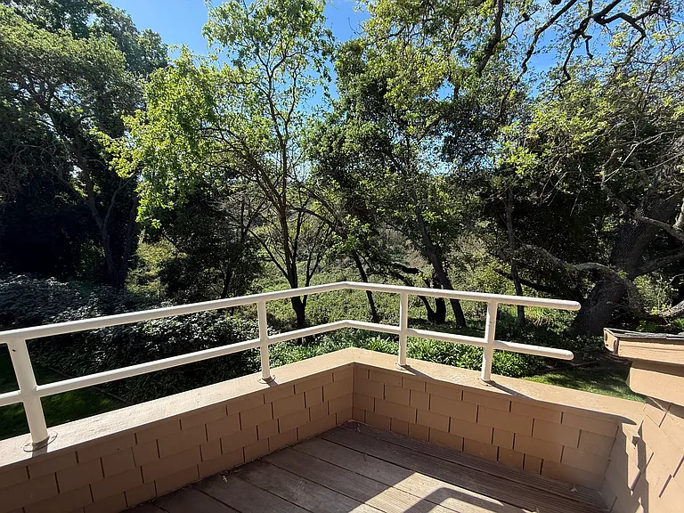 1751 Silverado Trl — Photo 8