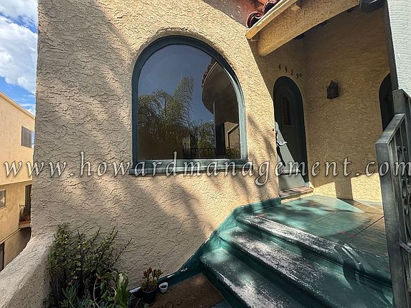 2nd image of 4427 Finley Ave #44295