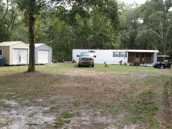 24390 Kaufman Rd, Brooksville, FL 34601