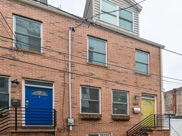 1009 S Reese St, Philadelphia, PA 19147