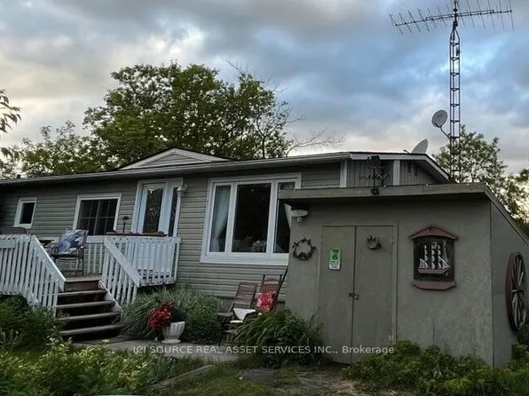 10 Lakeside Dr, Prince Edward County, ON K0K 1T0