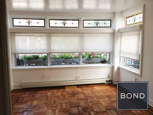 Rented by Bond New York | media 6