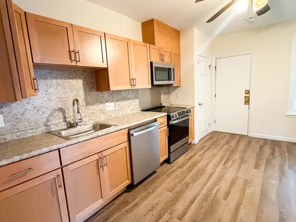 154-156 Boylston St #156-3, Brookline, MA 02445