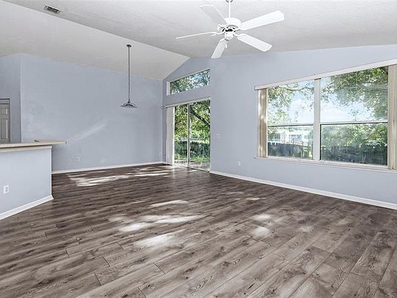 3rd image of 7715 Hidden Cypress Dr