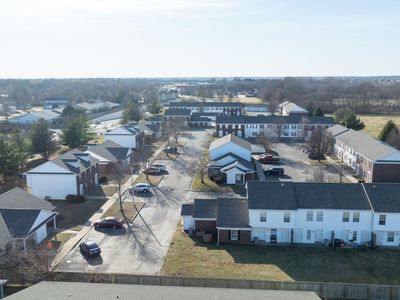 799 Titan Ct, Chatham, IL, 62629