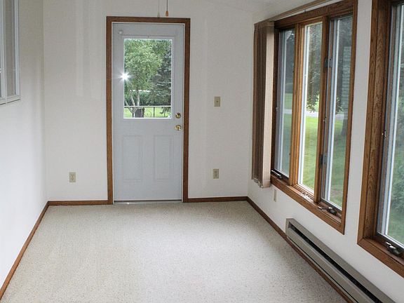 5th image of 3536 E Ave S #C8
