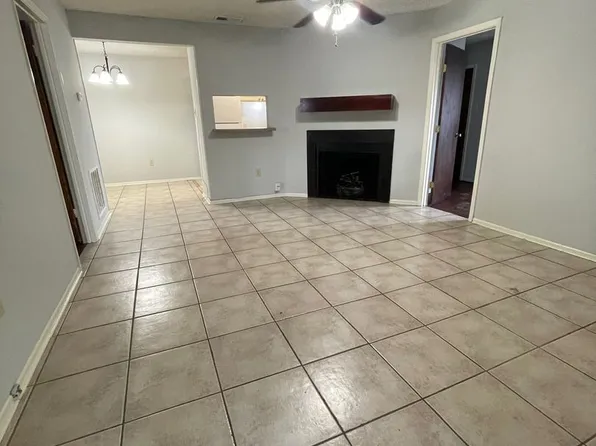 Ben Hammond Manor, 751 Hammond Manor Dr #751D, Baton Rouge, LA 70816