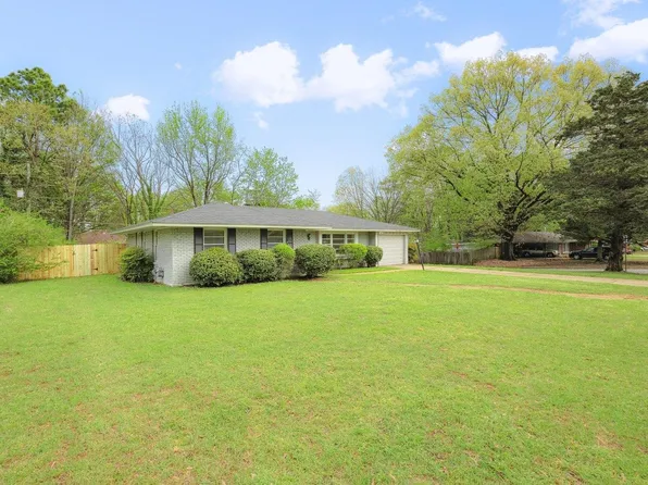 1460 Lehr Dr, Memphis, TN 38116