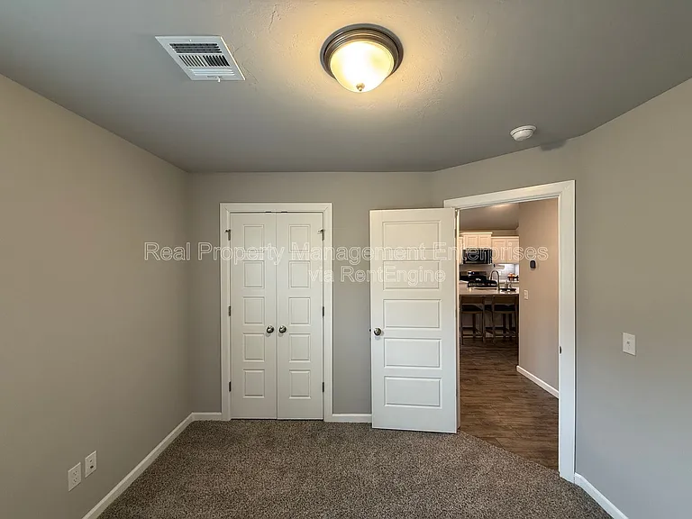 4612 Prominence Dr — Photo 11