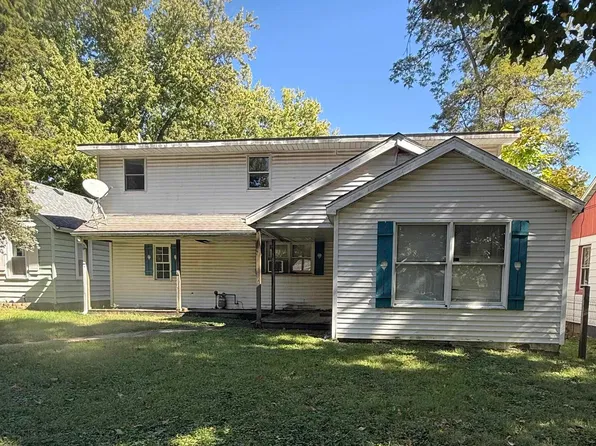 105 Fernwood Ct, East Peoria, IL 61611
