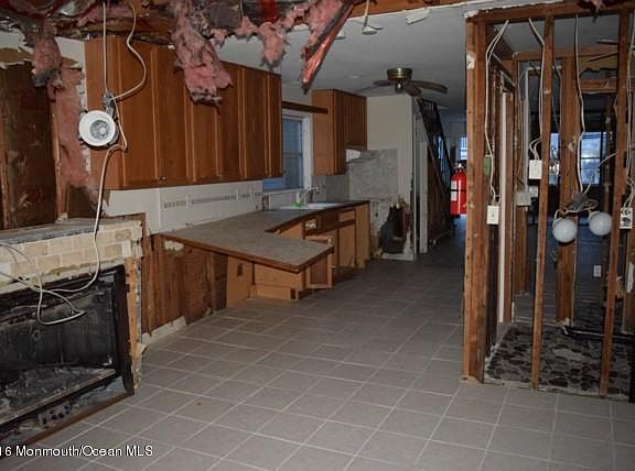 5th image of 301 North St