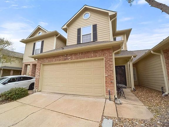 2nd image of 20922 Sun Creek Drive