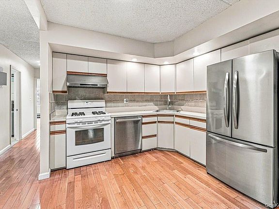 5th image of 71-24 162nd Street #2