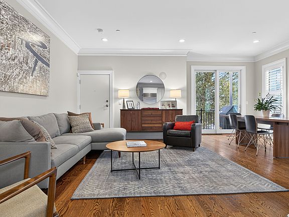 3rd image of 844 E 4th St APT 2