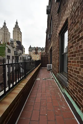 Rented by (Legacy) NY Quality Living Uptown | media 9