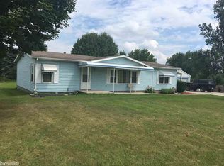 3029 Allington St, East China, MI 48054