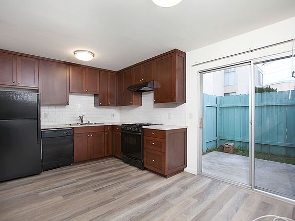 5th image of 5162 Dawes St