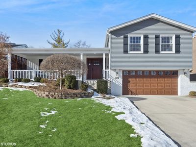 272 Columbine Dr, Clarendon Hills, IL, 60514